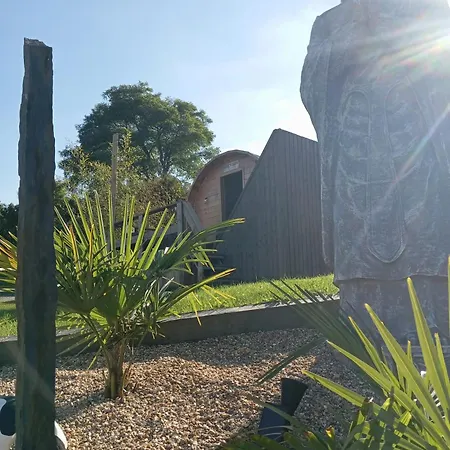 Bungalow Charmant A Du Bosc 18 M² Avec Jacuzzi Holiday home *